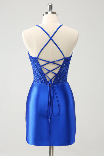 Vestido de fiesta corto azul real con espalda con cordones y brillantes y corsé ajustado